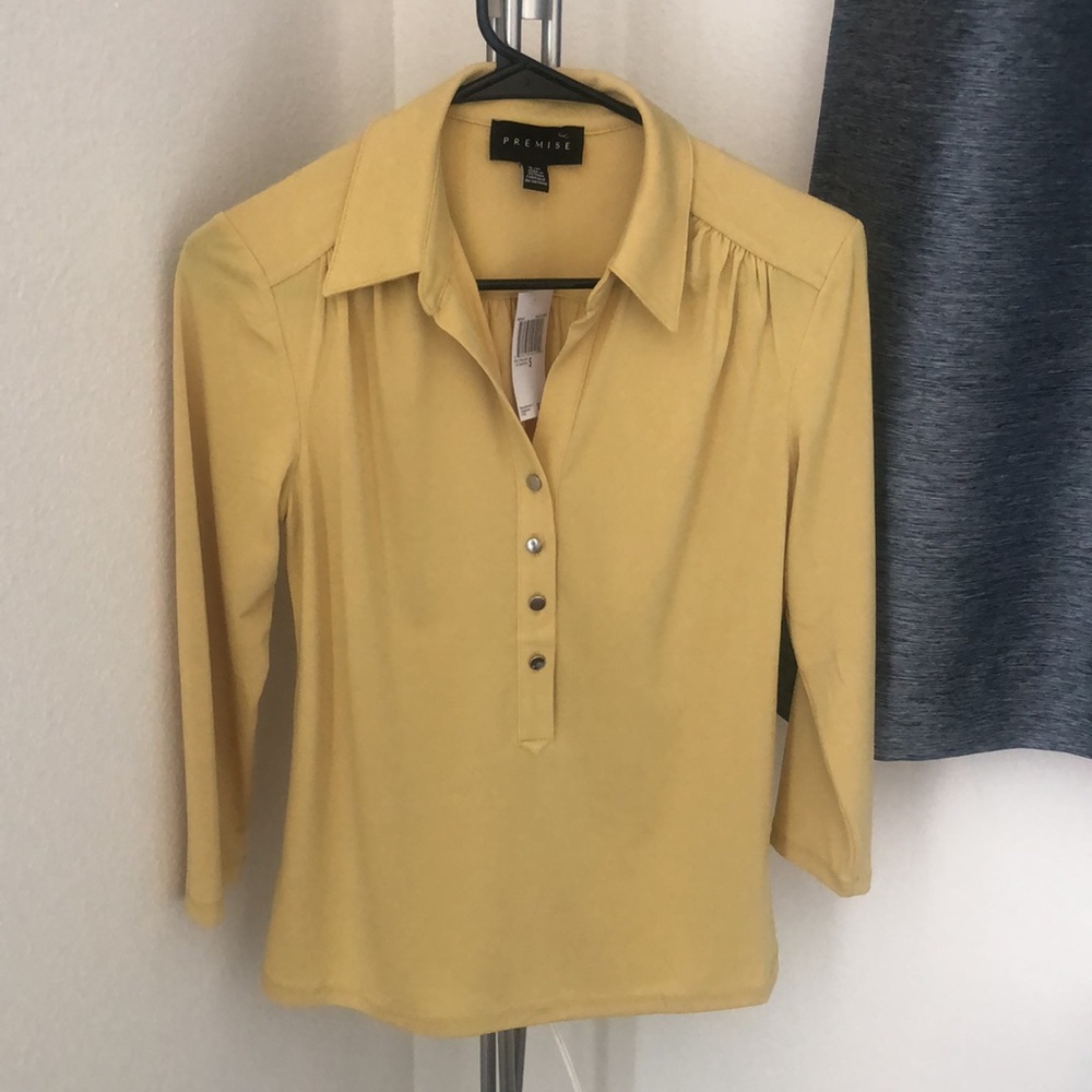 New Premise 3/4 Button Down front Blouse